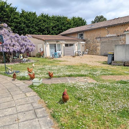 Bel Appartement T2 Climatise Avec Piscine Poitiers-Futuroscope-Creps De Poitiers Vouneuil-sous-Biard 외부 사진