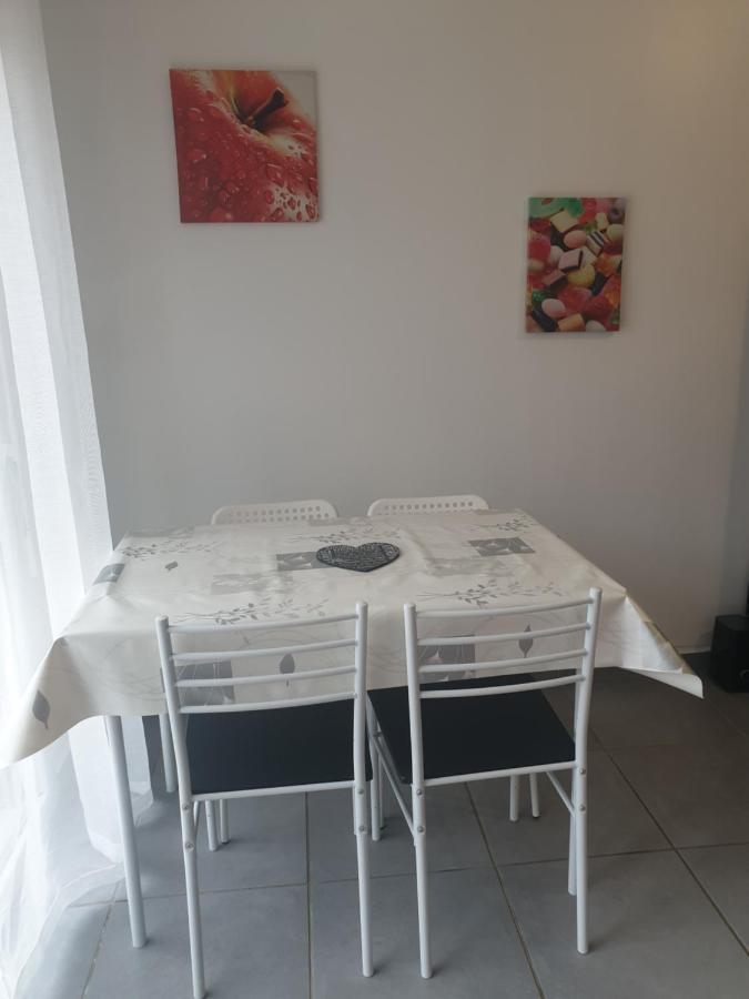 Bel Appartement T2 Climatise Avec Piscine Poitiers-Futuroscope-Creps De Poitiers Vouneuil-sous-Biard 외부 사진